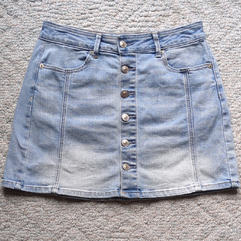 ‼️American Eagle Denim Button Skirt